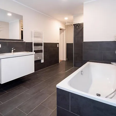 Apartament Baltischer Hof 44 *